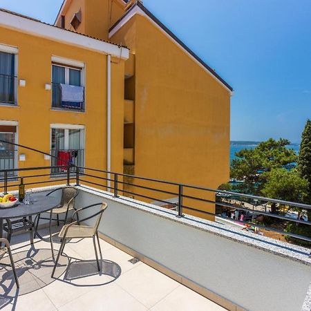 Luxury Apartments Lovorka 3 & 4***/**** Selce Buitenkant foto