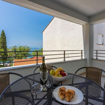 Luxury Apartments Lovorka 3 & 4***/**** Selce Buitenkant foto