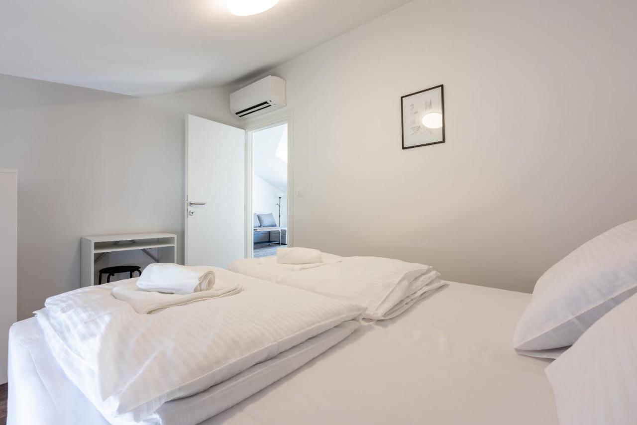 Luxury Apartments Lovorka 3 & 4***/**** Selce Buitenkant foto
