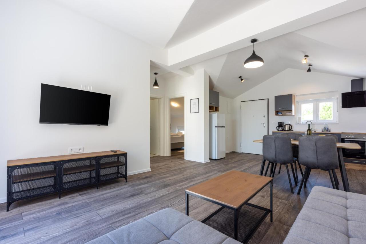 Luxury Apartments Lovorka 3 & 4***/**** Selce Buitenkant foto
